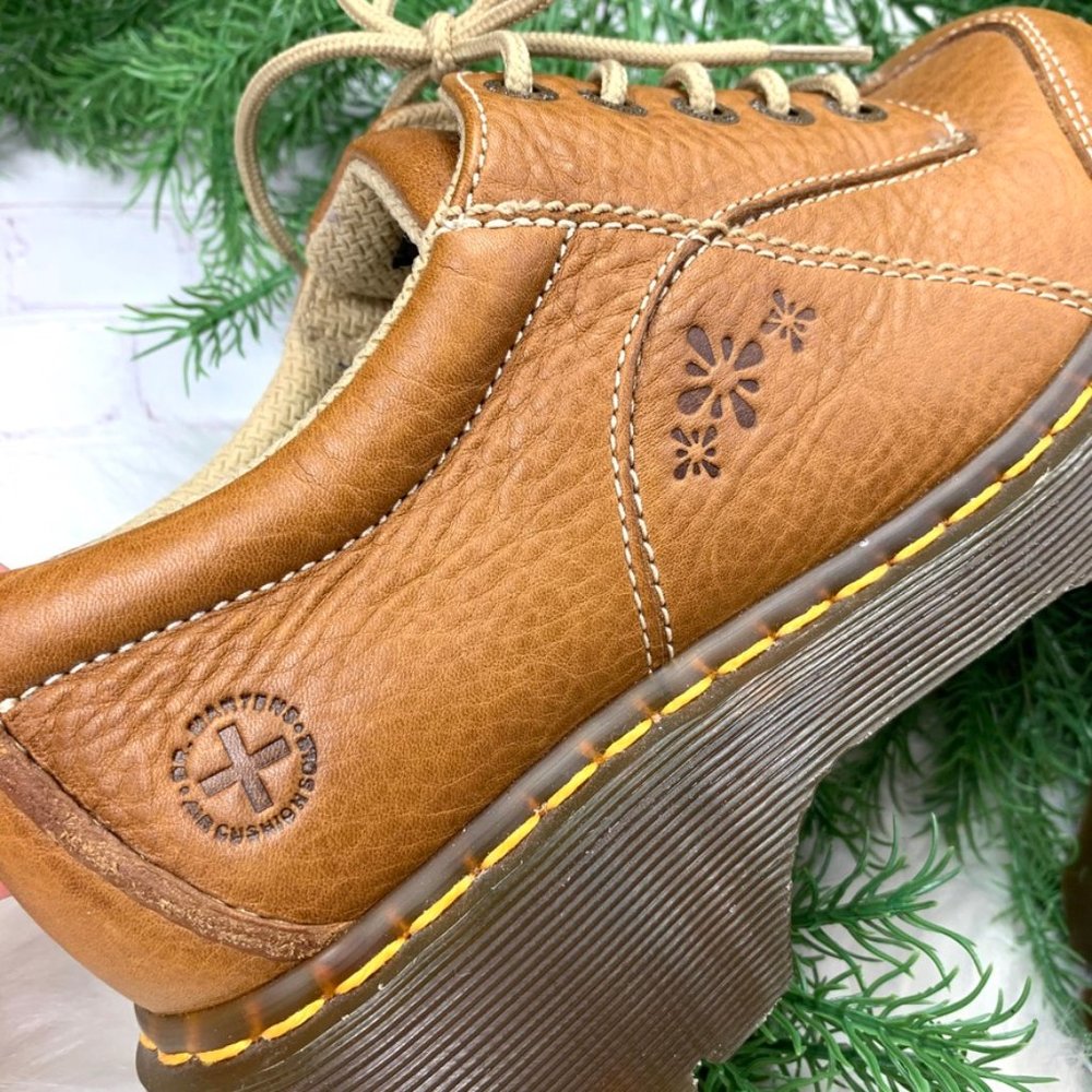 🚫SOLD!NWOB |•DR. MARTENS•| Vintage Oxford Lace U… - Picture 4 of 15